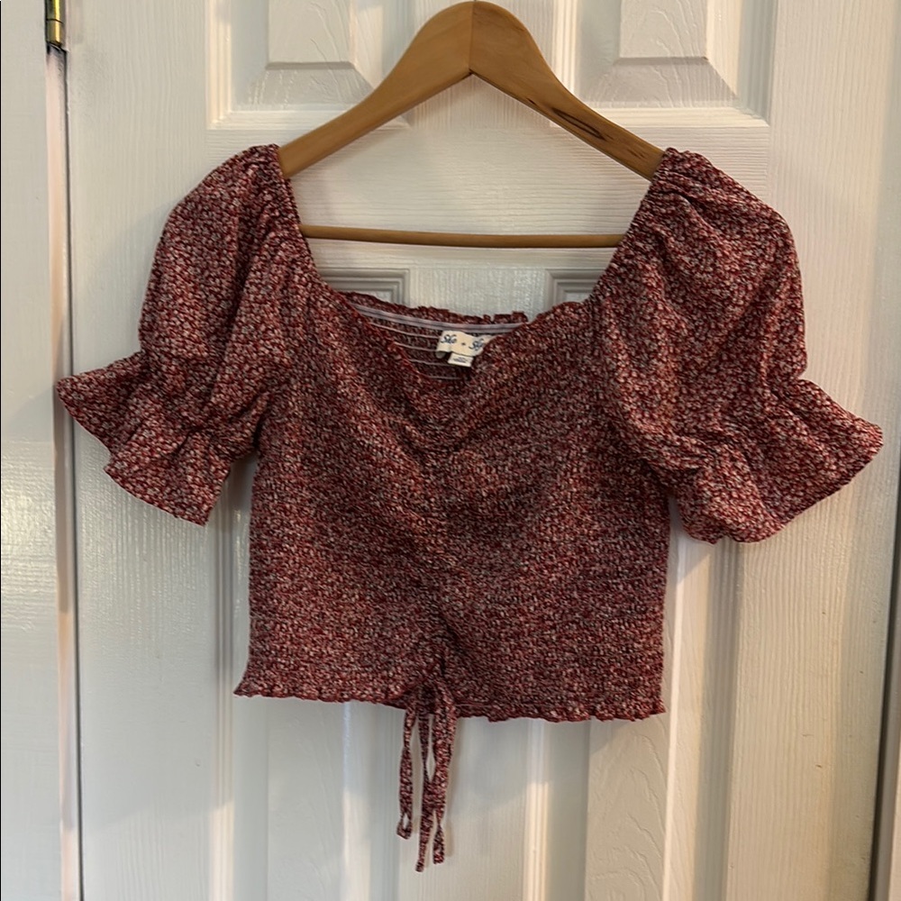 She + Sky Floral Crop Top - puff sleeves , ruched bodice - Size M